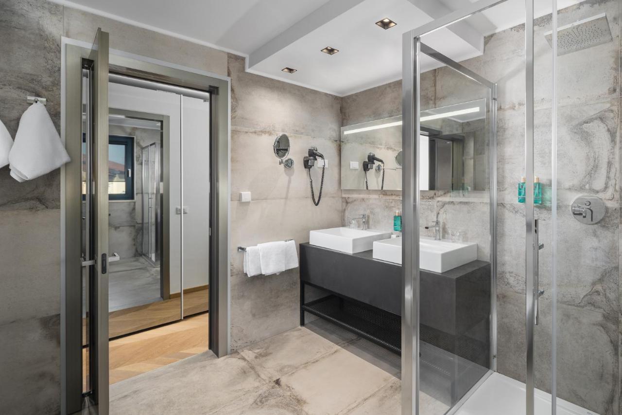 Hotel Cittar Novigrad  Bagian luar foto