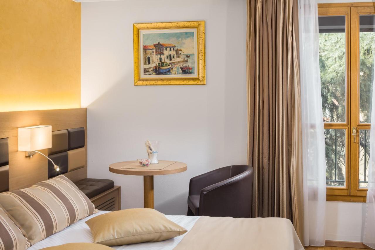 Hotel Cittar Novigrad  Bagian luar foto