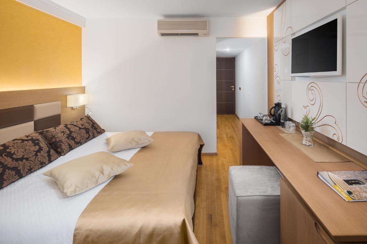 Hotel Cittar Novigrad  Bagian luar foto