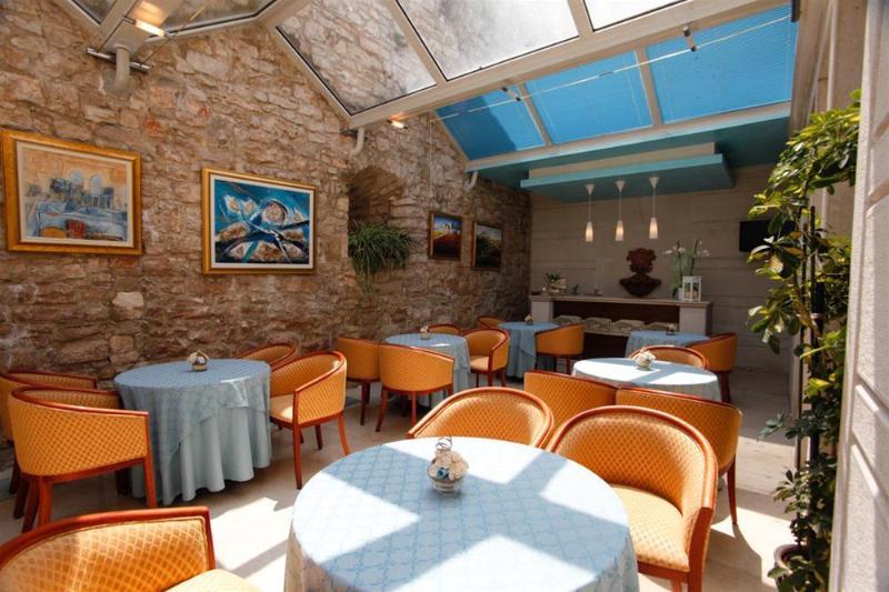 Hotel Cittar Novigrad  Bagian luar foto