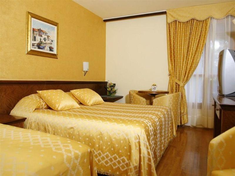 Hotel Cittar Novigrad  Bagian luar foto